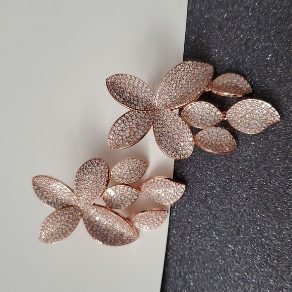 Vintage Jewelry - Watch Video / Rose Gold Rose Petal Dangle Earrings / Bridesmaid / Bride's Mother
